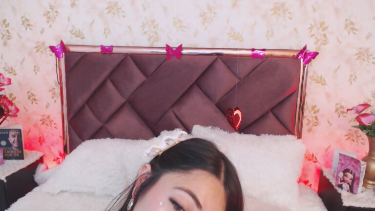 evaiin_Izaiin's Streamate show and profile