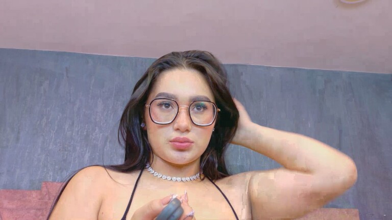 ValenShaw's Streamate show and profile