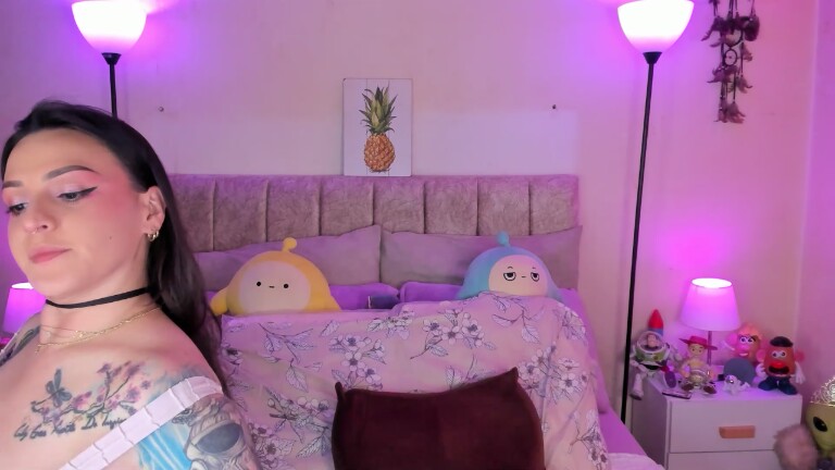 Eliina_Jhonson's Streamate show and profile