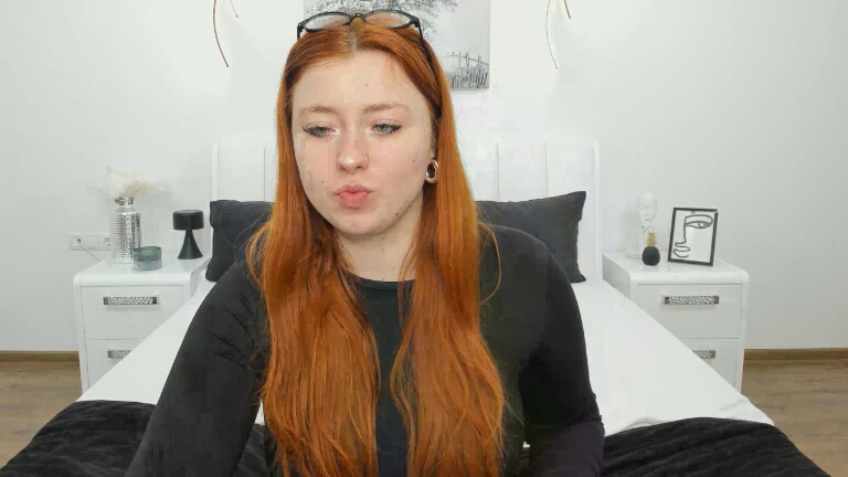 KrossAnny's Streamate show and profile