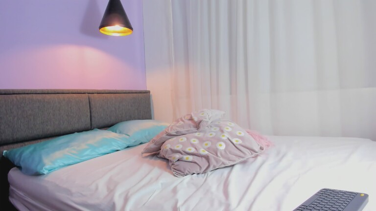 Lana_Bunny's Streamate show and profile