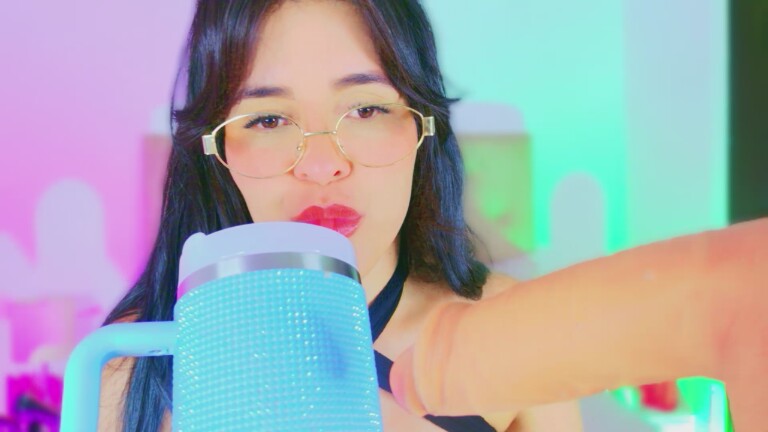 CharlootteEvans's Streamate show and profile