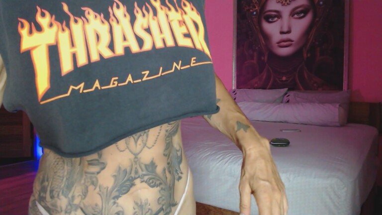 Selenafitmuscledommy's Streamate show and profile