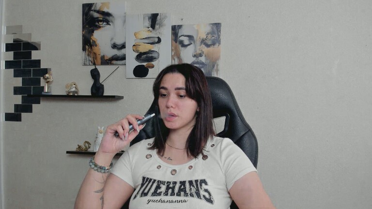 GlamNova's Streamate show and profile