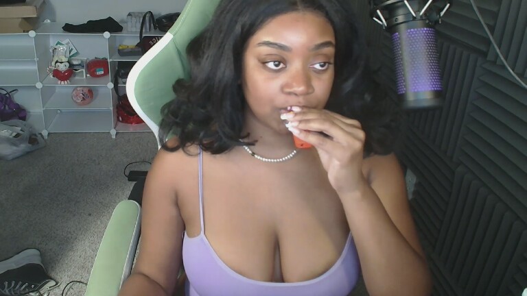 RobinTheSiren's Streamate show and profile