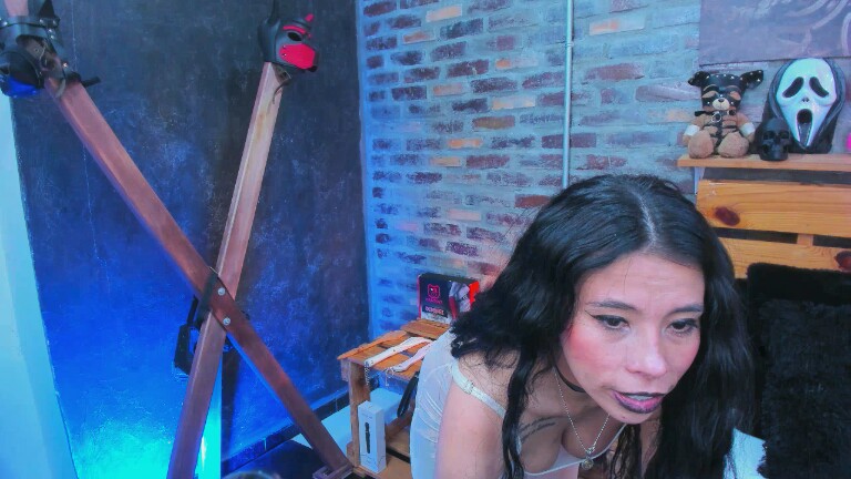 ToryStClair's Streamate show and profile