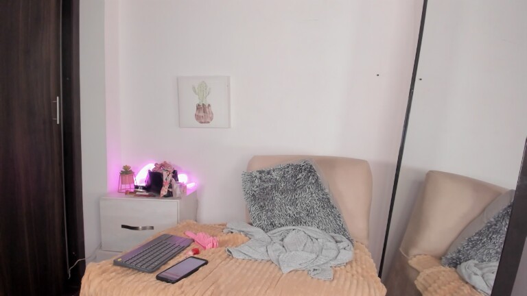 PaulettePetty's Streamate show and profile