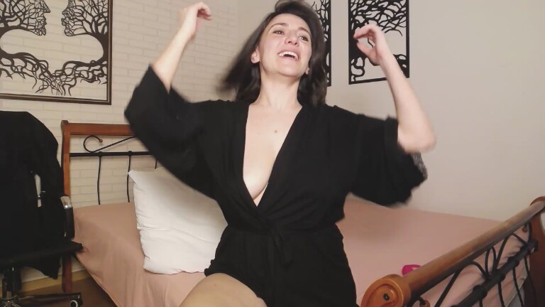 LEONAAx's Streamate show and profile