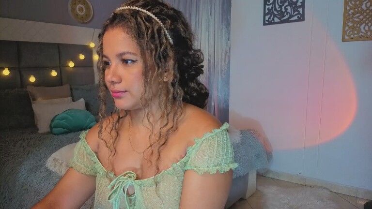 tina_diamond's Streamate show and profile