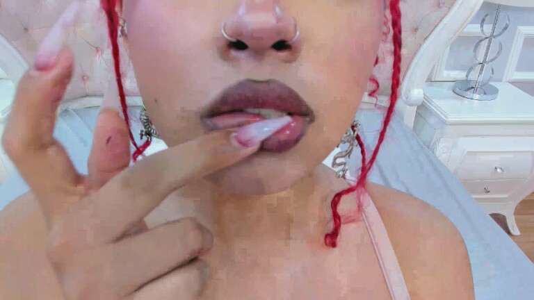 IdunBrunette's Streamate show and profile