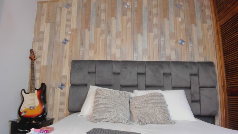 Pamela_Ebony's Streamate show and profile