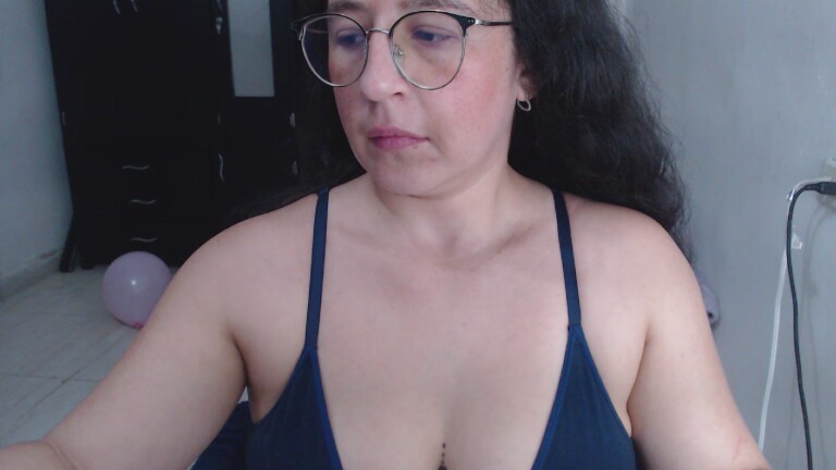 Girlhots's Streamate show and profile