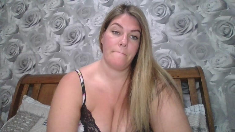 BabyCakesUK's Streamate show and profile