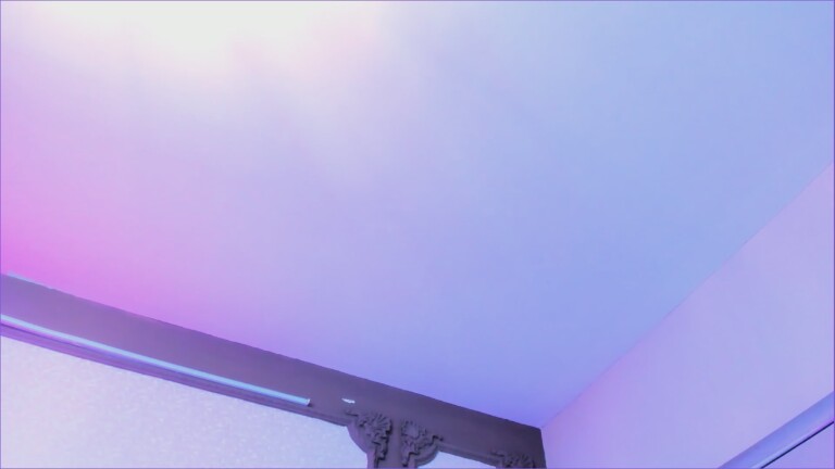 SiaSavach's Streamate show and profile