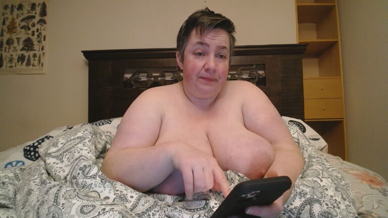 WitchAnnie's Streamate show and profile