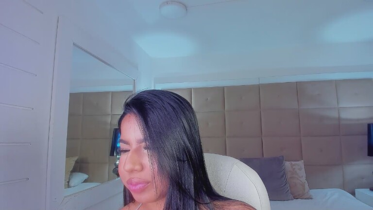 VictoriaHannz's Streamate show and profile