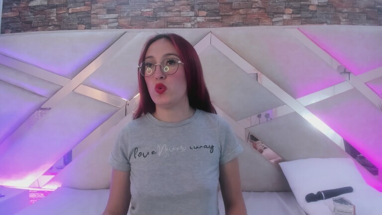 GemaRoberts's Streamate show and profile