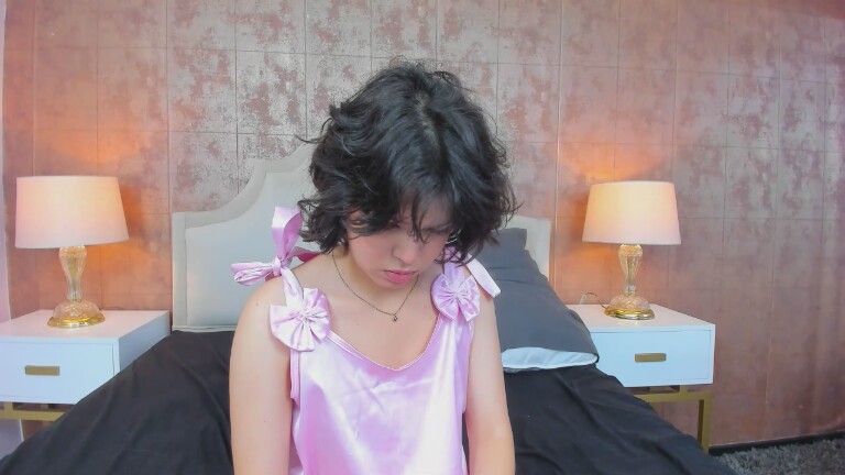 NikoYon's Streamate show and profile