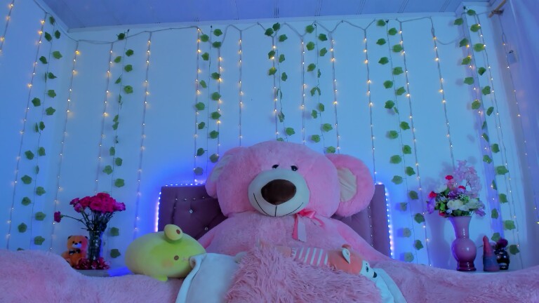 stephanyleon's Streamate show and profile