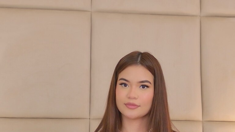 GiaRosset's Streamate show and profile