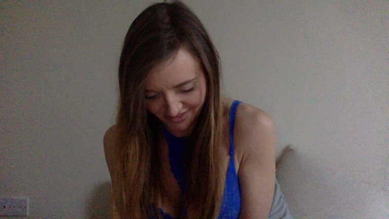 Dolly_Rose_UK's Streamate show and profile