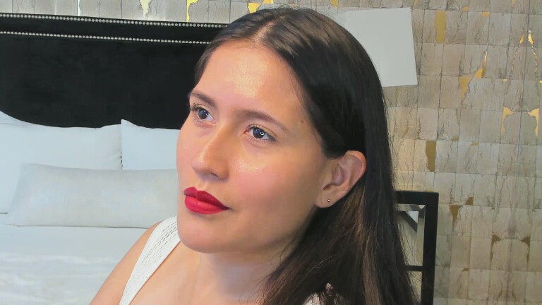 BrianaHunter69's Streamate show and profile