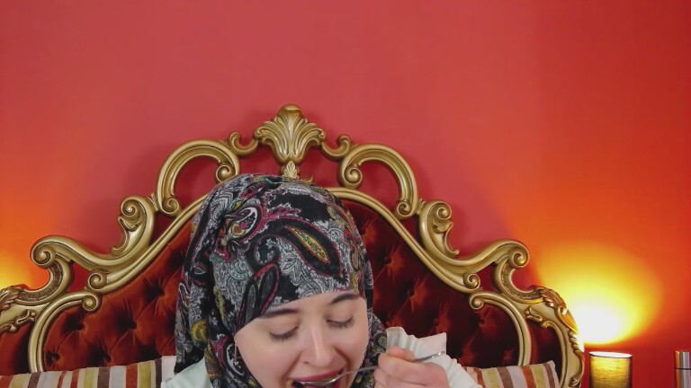 ANNALYAx's Streamate show and profile